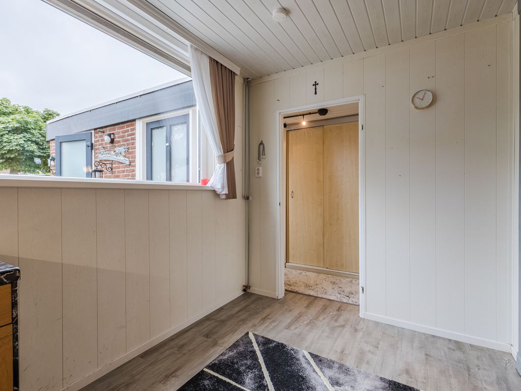Geep 7, HELLEVOETSLUIS