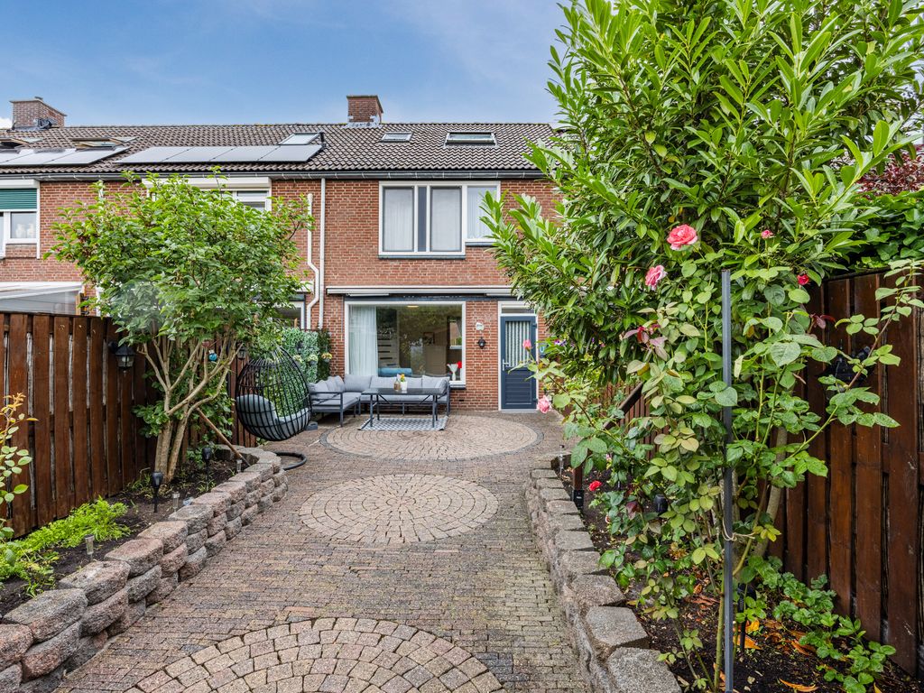 Geep 7, HELLEVOETSLUIS