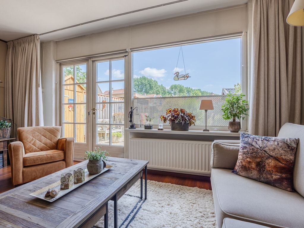 Vuurdoorn 34, HELLEVOETSLUIS