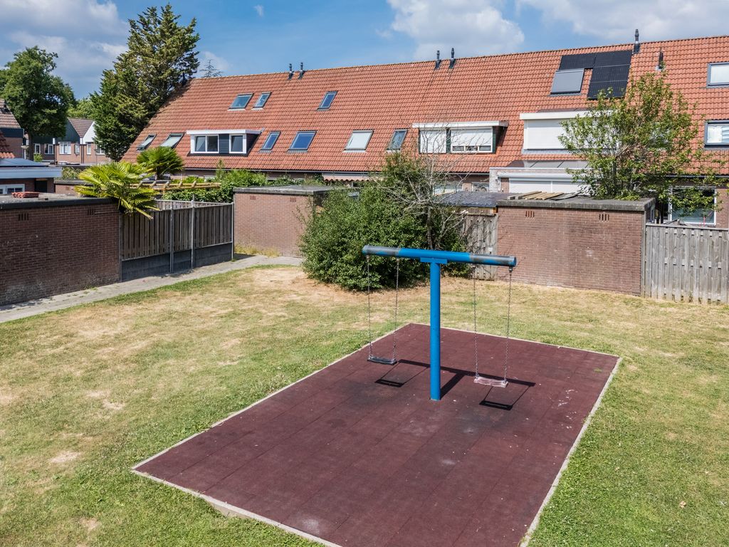 Boegbeeld 3, HELLEVOETSLUIS