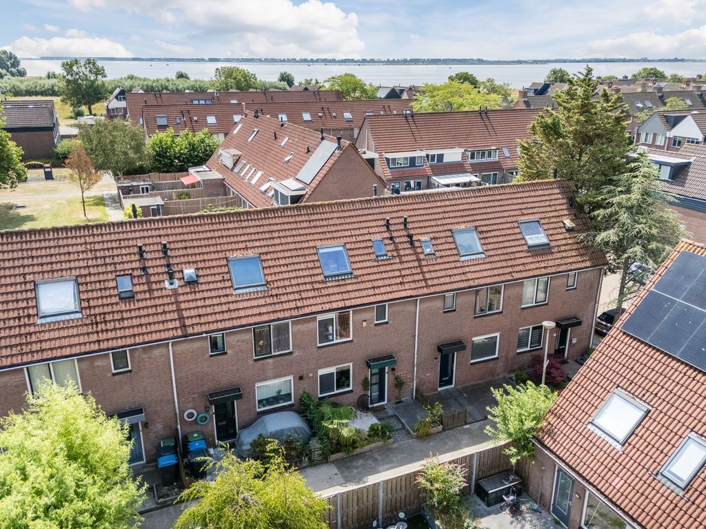 Boegbeeld 3, HELLEVOETSLUIS