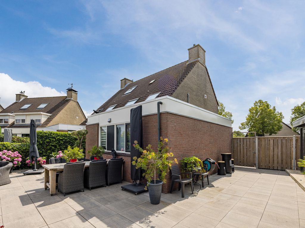 Albert Schweitzerlaan 48, HELLEVOETSLUIS