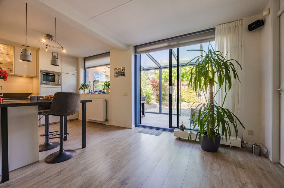 Etudestraat 96