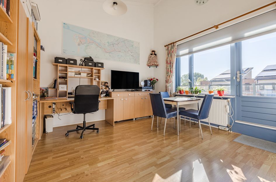 Etudestraat 96