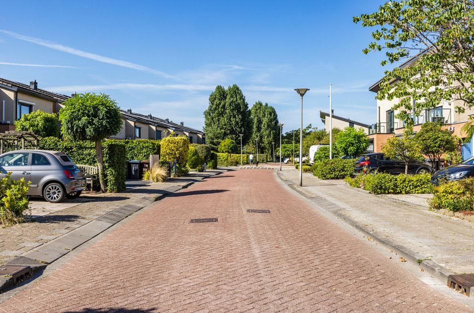 Etudestraat 96