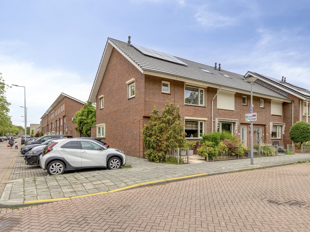 Ondersim 131, HOOGVLIET ROTTERDAM