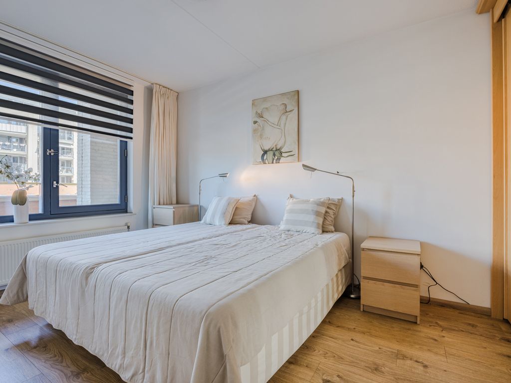 Etudestraat 9, HELLEVOETSLUIS