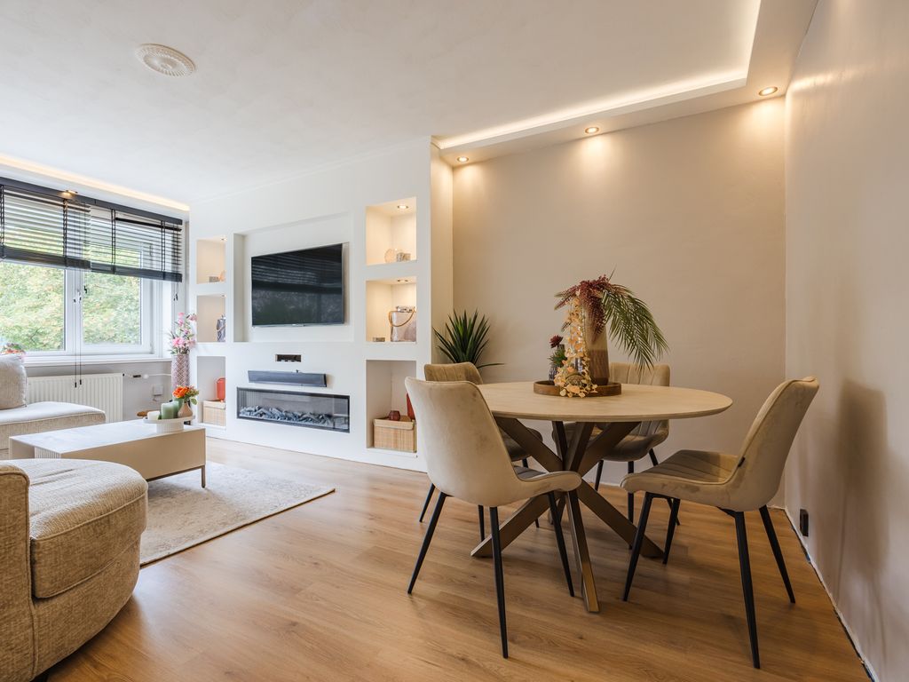Eikenlaan 5C, SPIJKENISSE