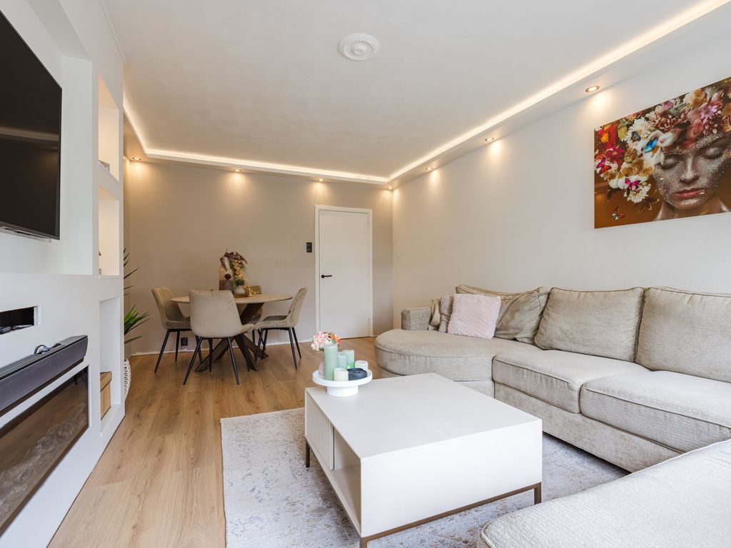 Eikenlaan 5C, SPIJKENISSE
