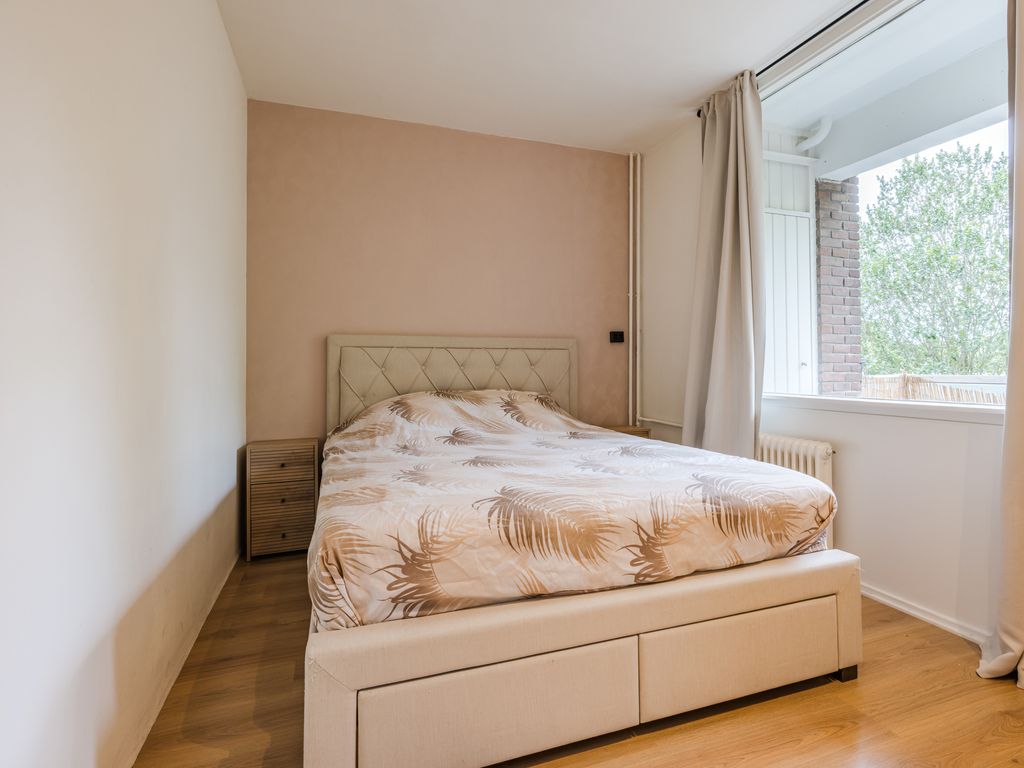 Eikenlaan 5C, SPIJKENISSE