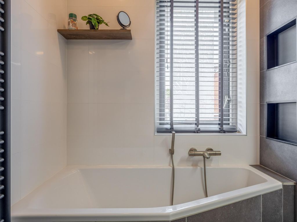 Rondostraat 68, HELLEVOETSLUIS