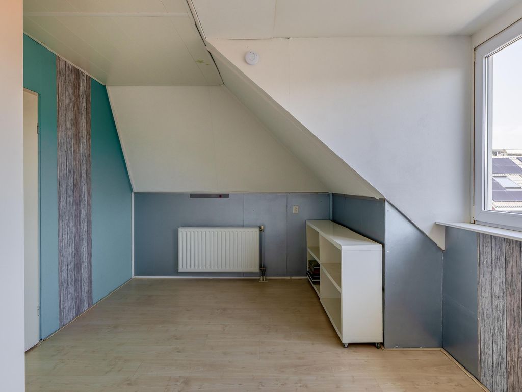 Rondostraat 68, HELLEVOETSLUIS