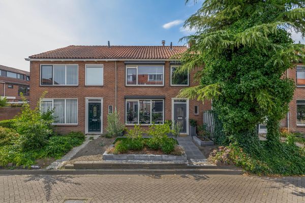 Daniël Willemsstraat 10