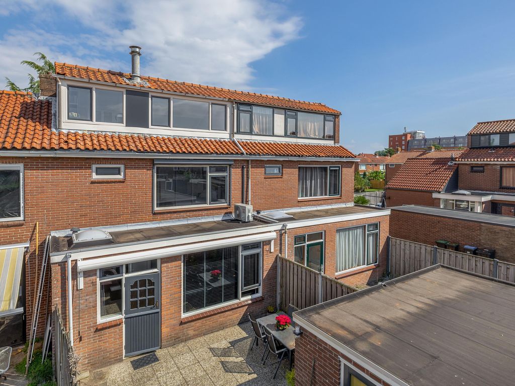 Daniël Willemsstraat 10, HELLEVOETSLUIS