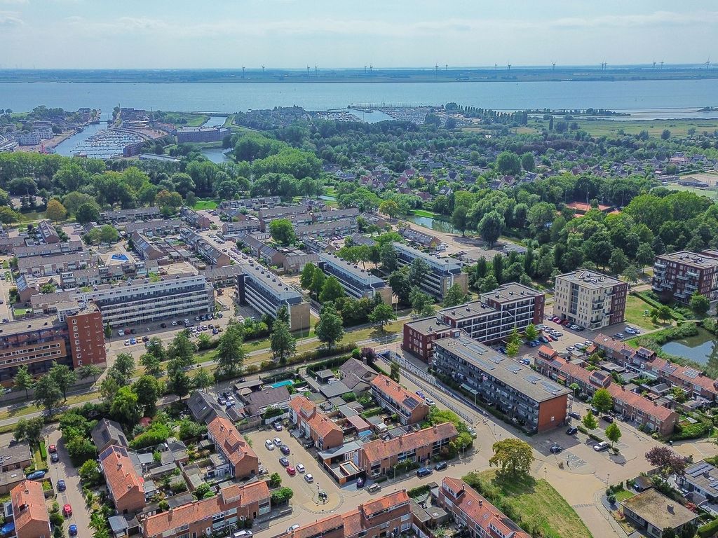 Daniël Willemsstraat 10, HELLEVOETSLUIS