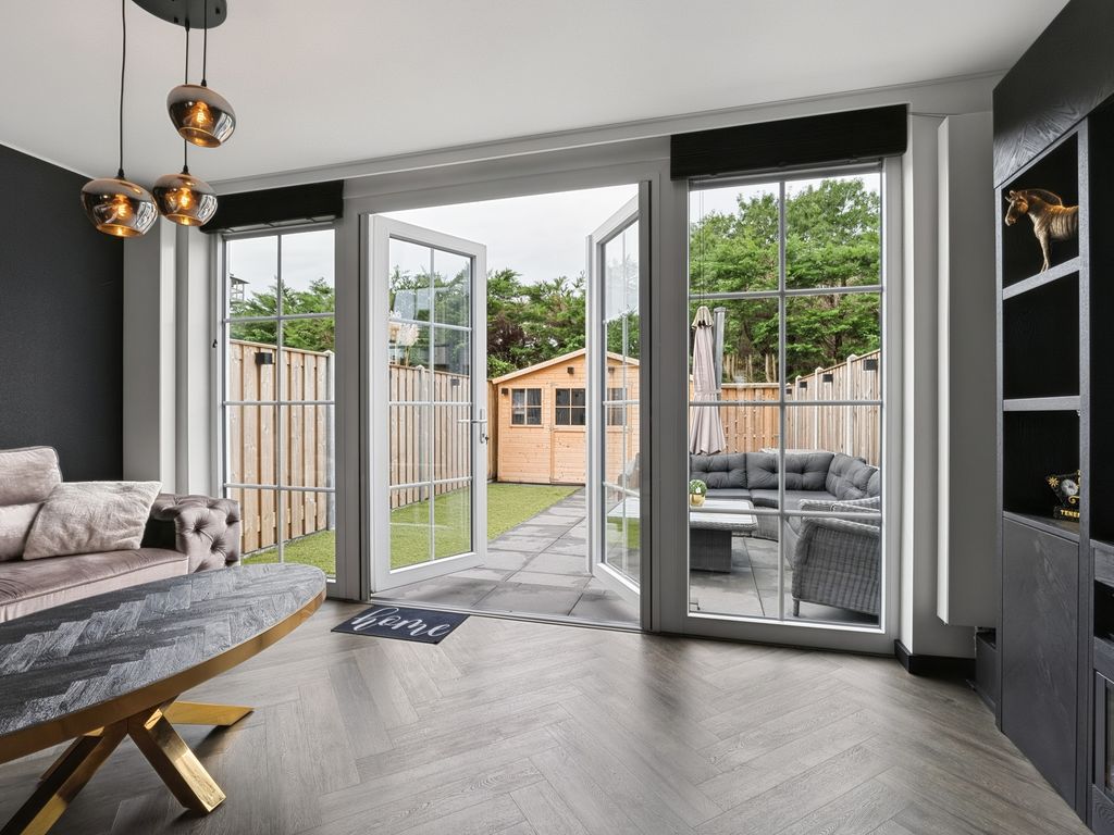 Bouvignestraat 69, HELLEVOETSLUIS
