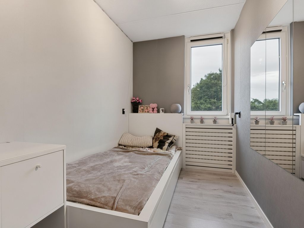 Bouvignestraat 69, HELLEVOETSLUIS