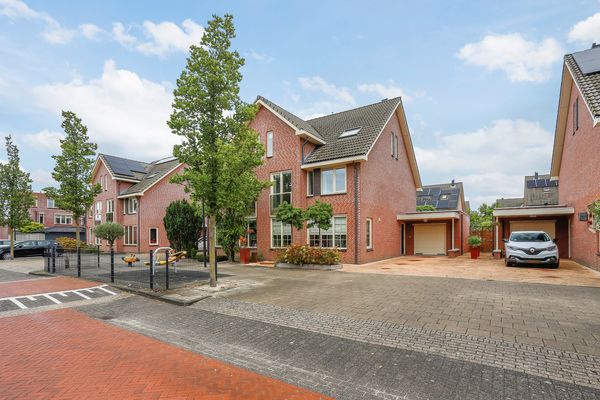 Roentgenhaven 8, Barendrecht