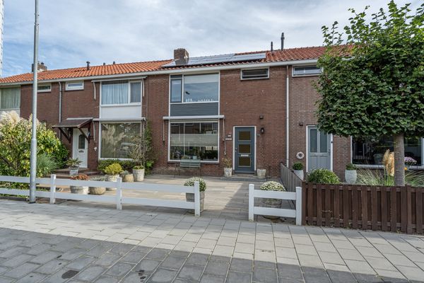 Eikeboomstraat 31, Zwijndrecht