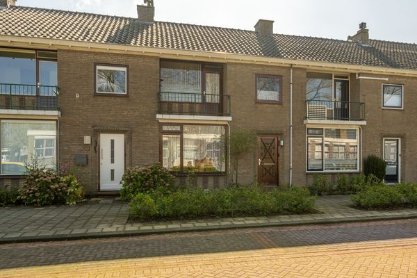 P.C. Hooftstraat 33, Spijkenisse