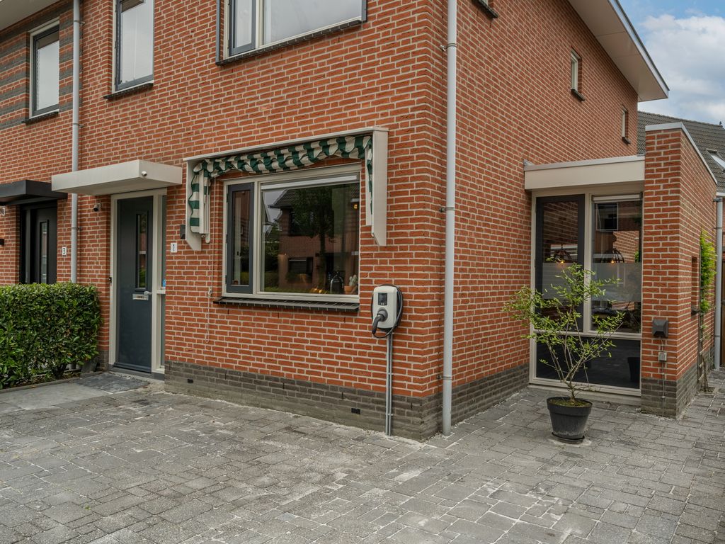 Rozenhout 1, Barendrecht