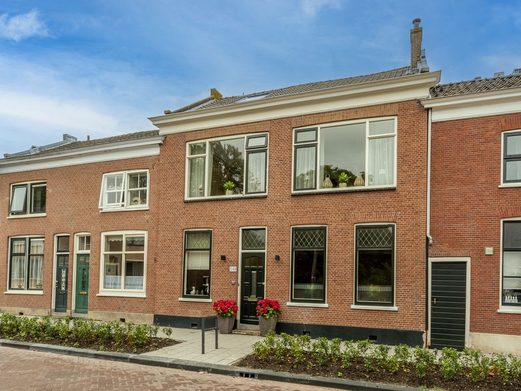 Zestienhovensekade 148, Rotterdam