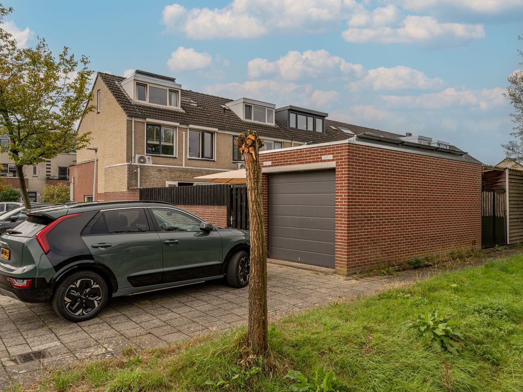 Serenadelaan 3, Barendrecht