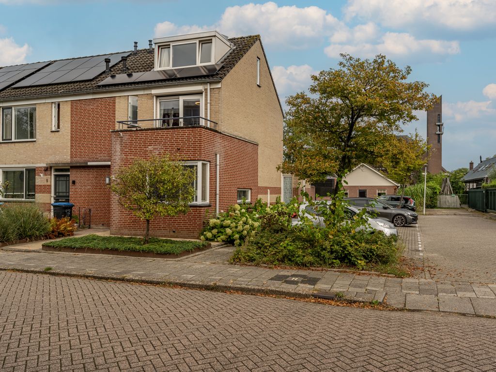 Serenadelaan 3, Barendrecht