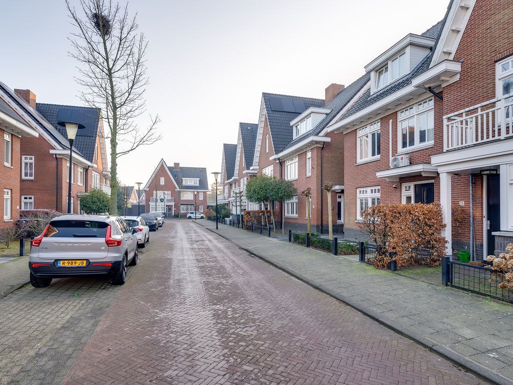 Coniferenhout 19, Barendrecht