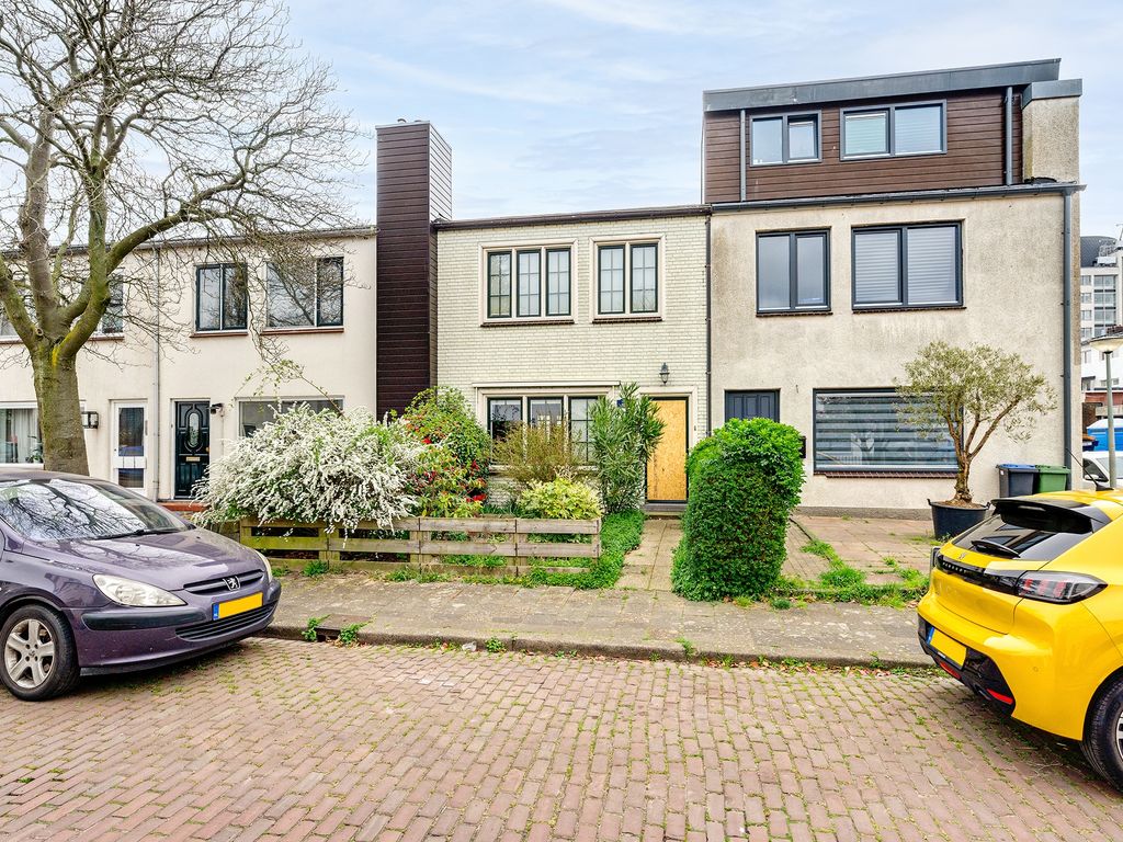 Molukkenstraat 28, Vlaardingen