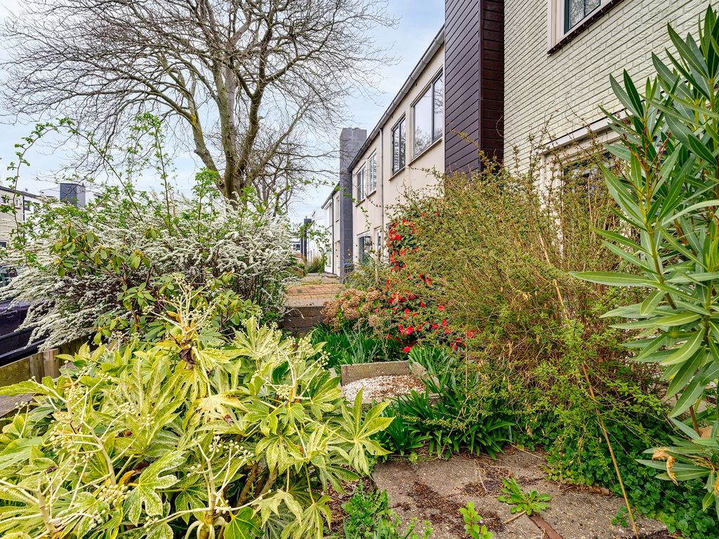 Molukkenstraat 28, Vlaardingen