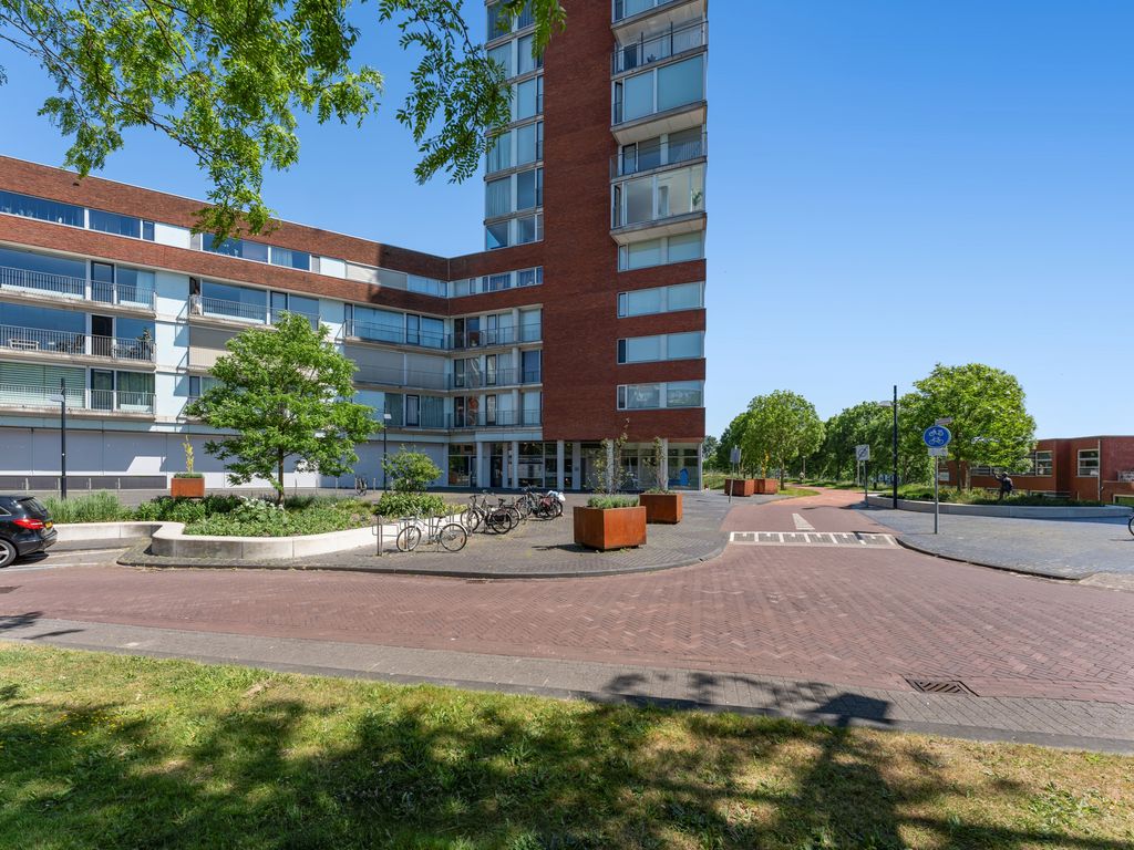 Middeldijkerplein 270, Barendrecht