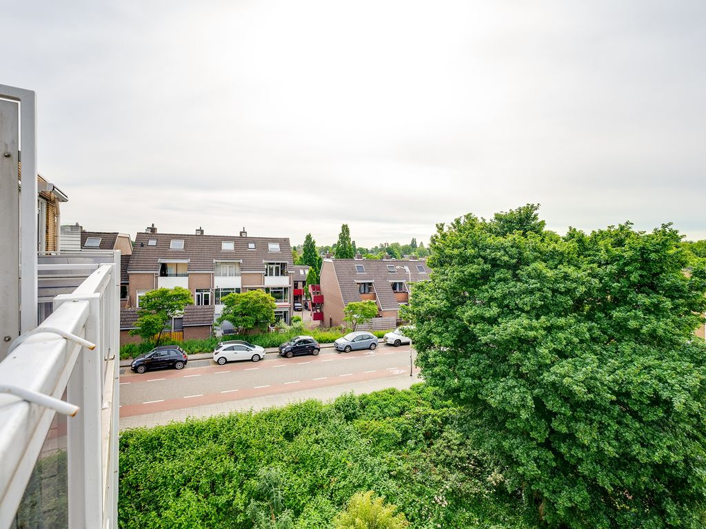 Ravelstraat 66, Rhoon