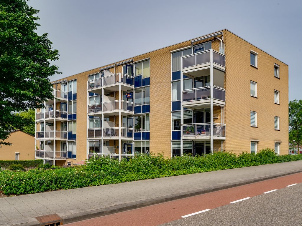Ravelstraat 66, Rhoon