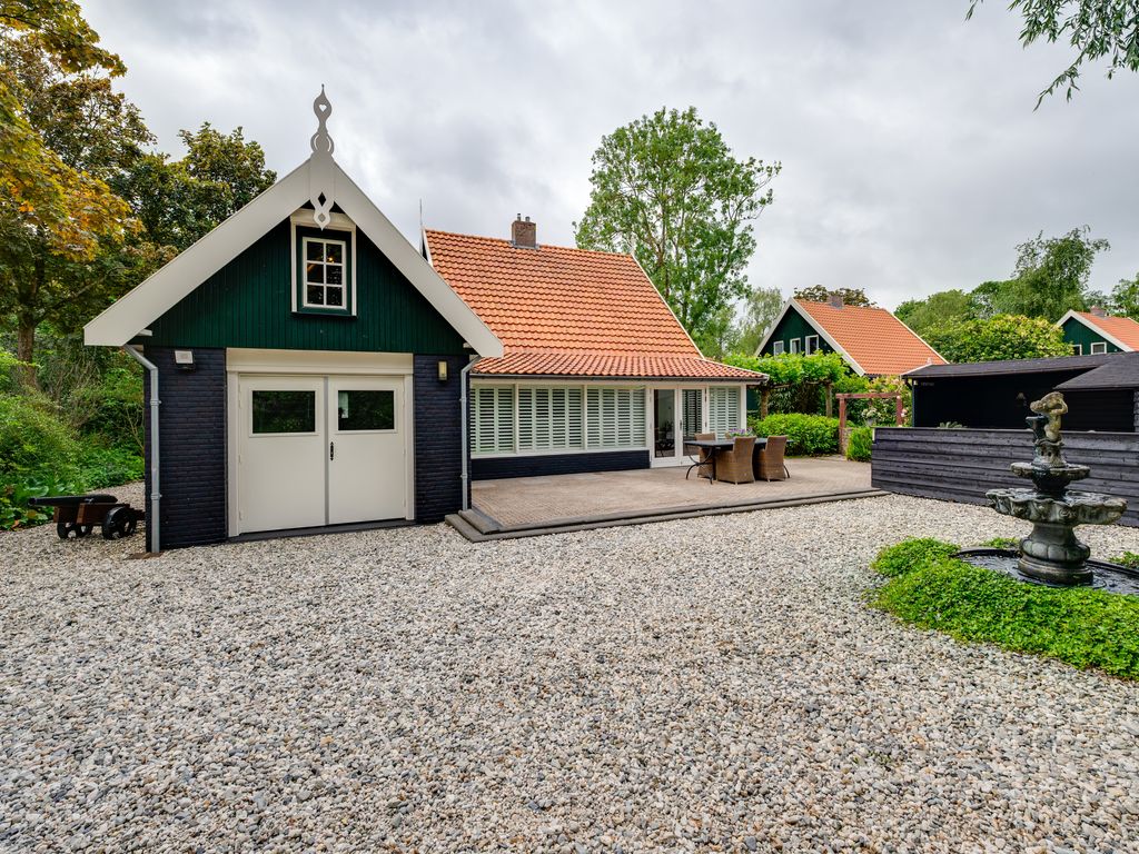 Koning Gustaaf Adolfstraat 2, Lage Zwaluwe