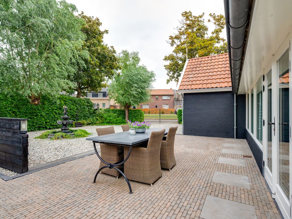 Koning Gustaaf Adolfstraat 2, Lage Zwaluwe