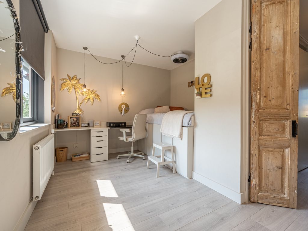 Goudzoeker 21, Rhoon