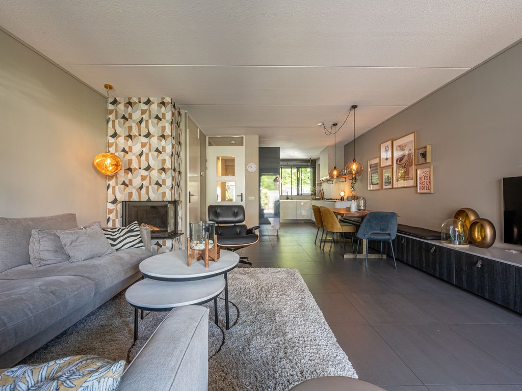 Goudzoeker 21, Rhoon