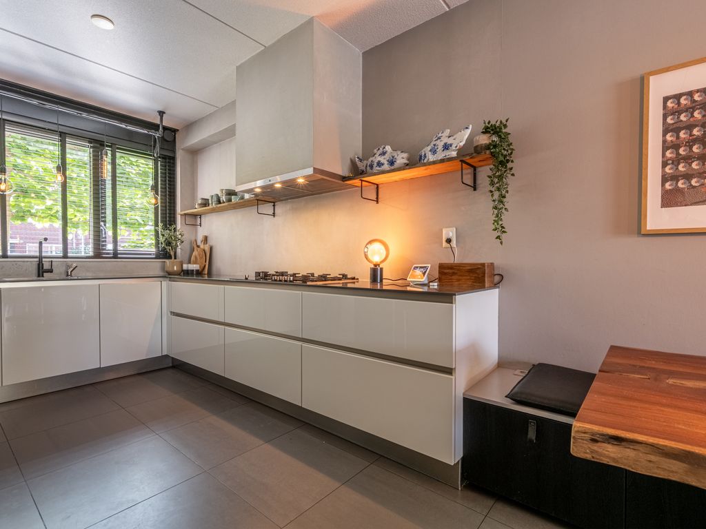 Goudzoeker 21, Rhoon