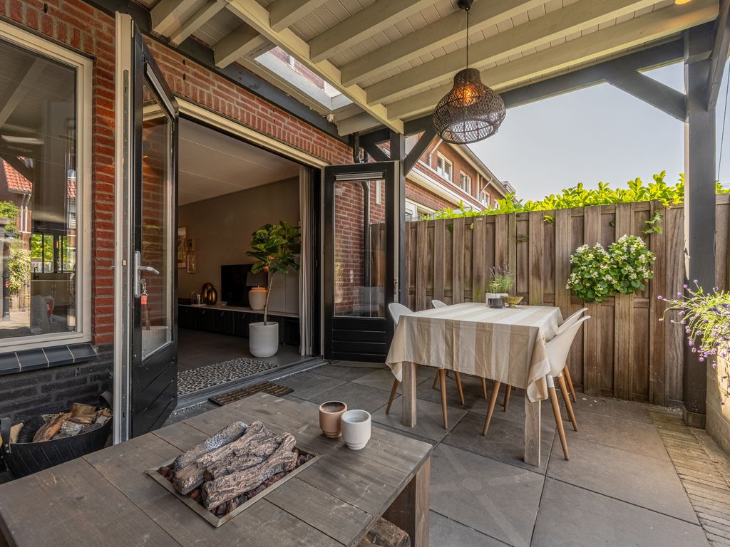 Goudzoeker 21, Rhoon