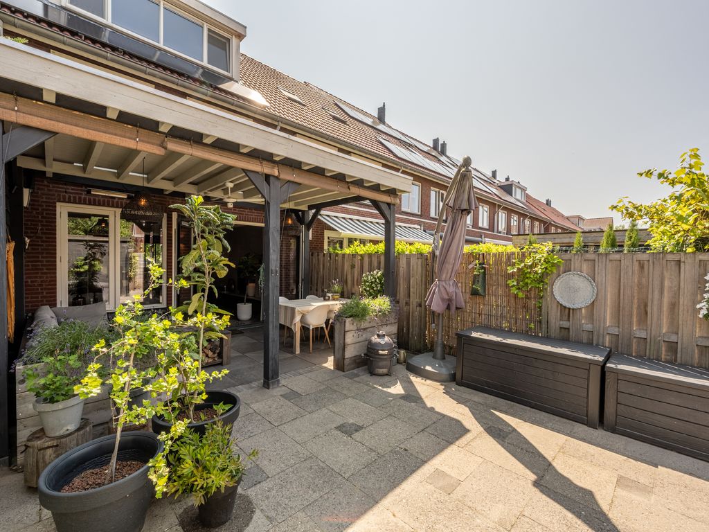 Goudzoeker 21, Rhoon