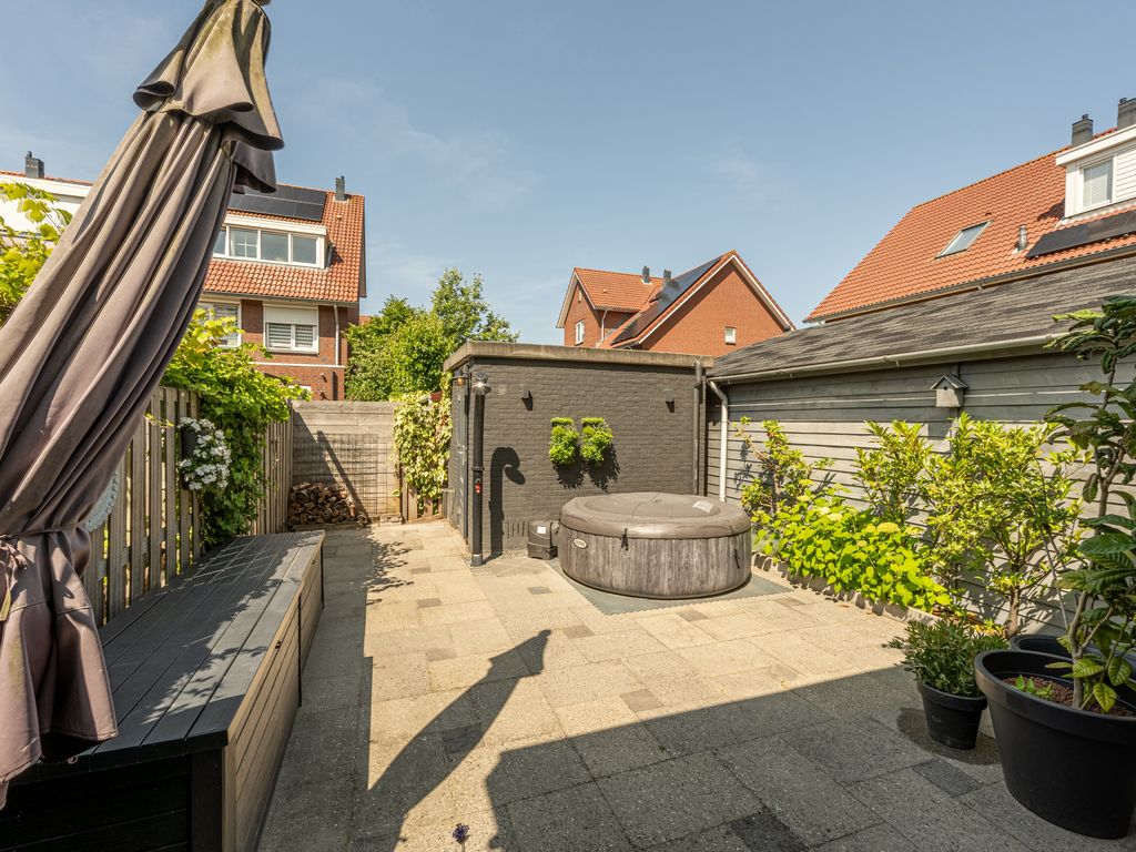 Goudzoeker 21, Rhoon