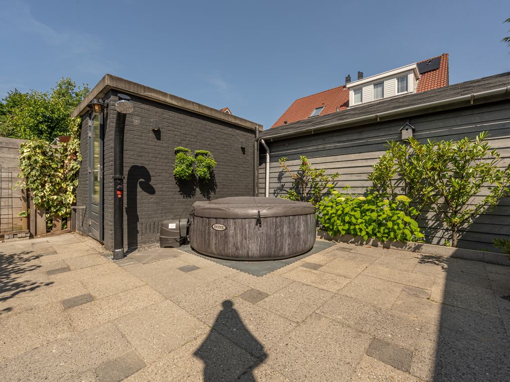 Goudzoeker 21, Rhoon