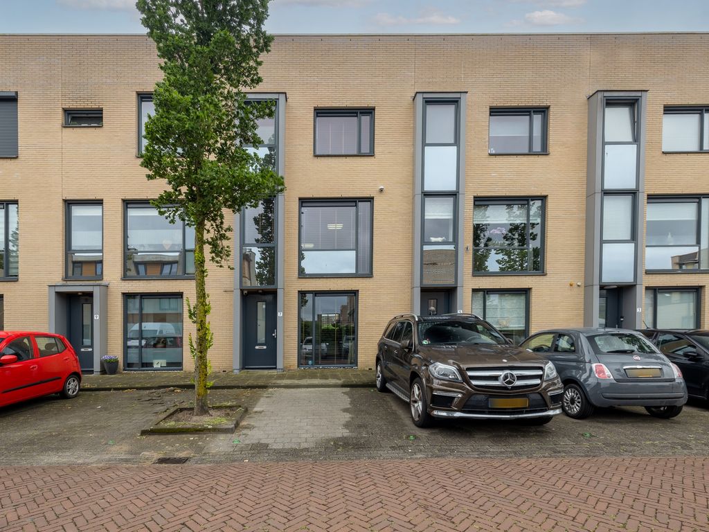 Zwijnenburg 7, Barendrecht
