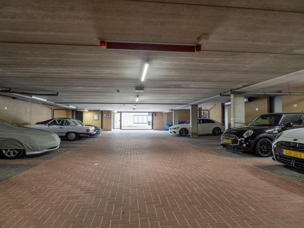 Zwijnenburg 7, Barendrecht
