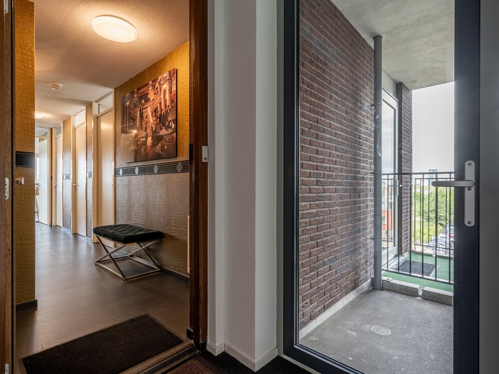 Thetfordstraat 172, Spijkenisse