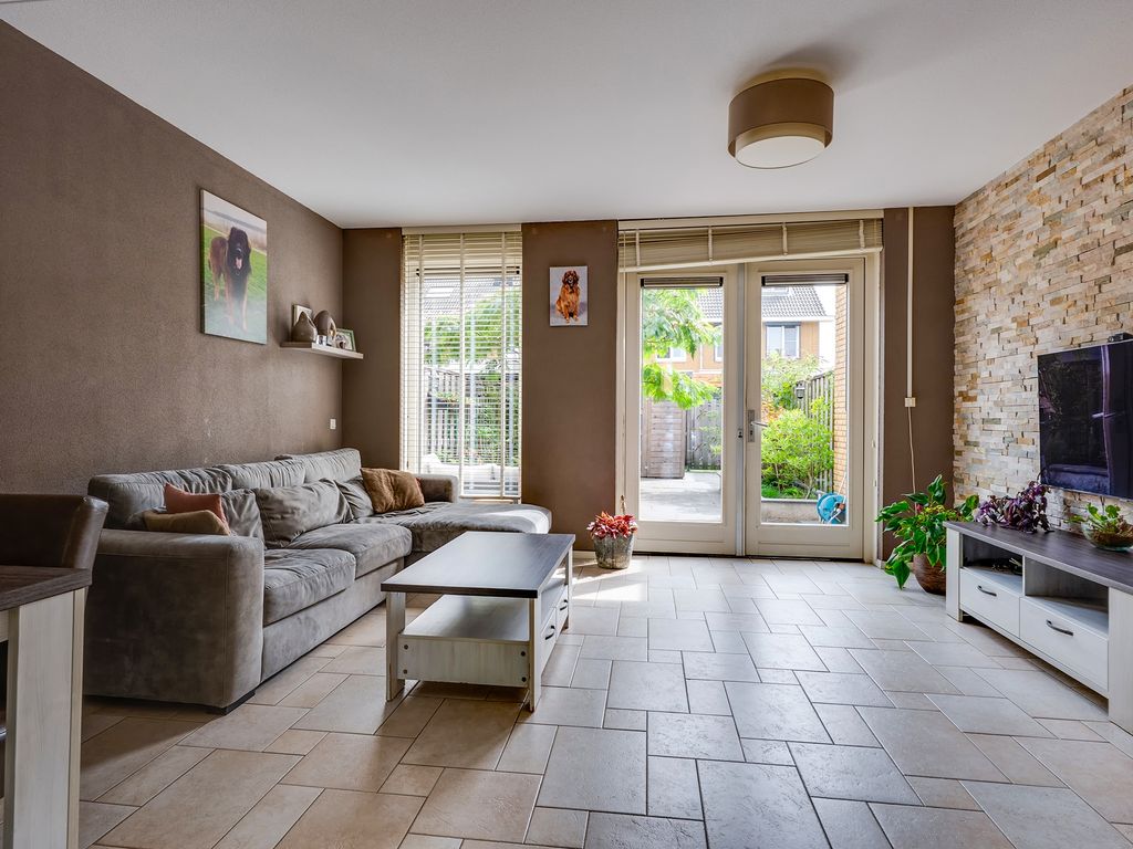 Seinhuiswei 25, Barendrecht