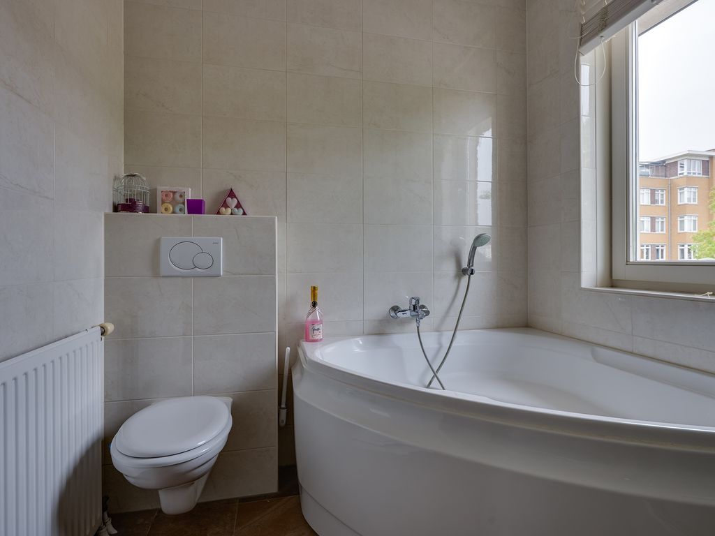 Seinhuiswei 25, Barendrecht