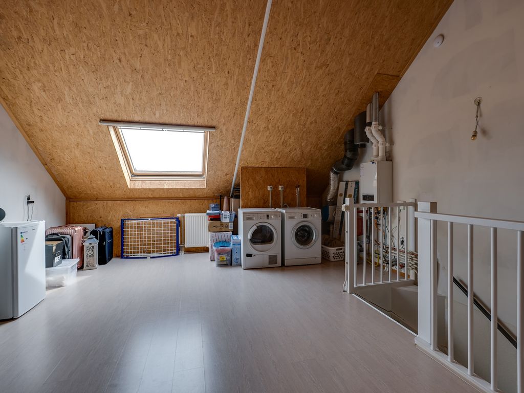 Seinhuiswei 25, Barendrecht