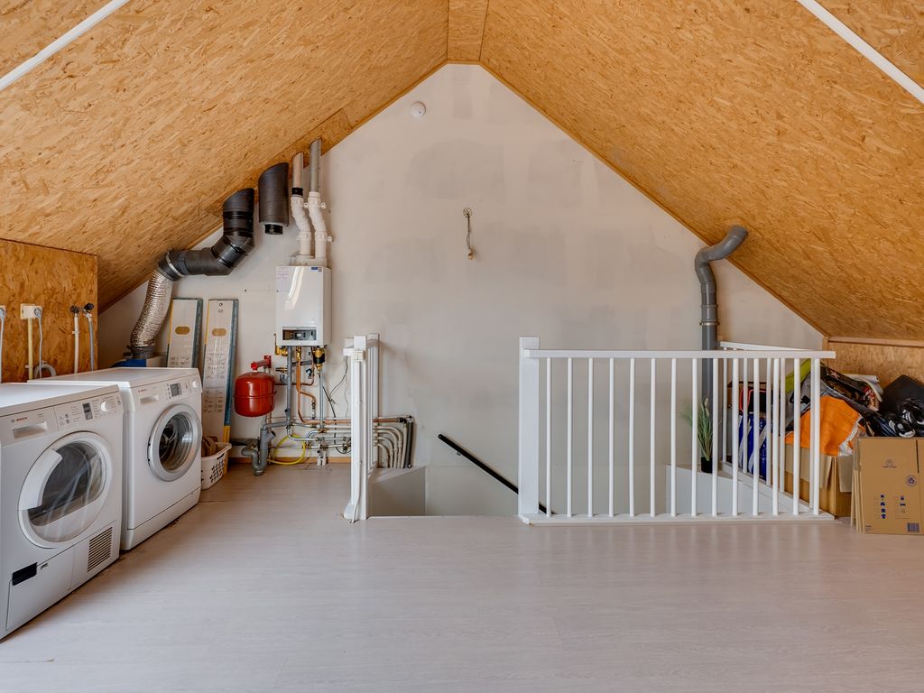 Seinhuiswei 25, Barendrecht